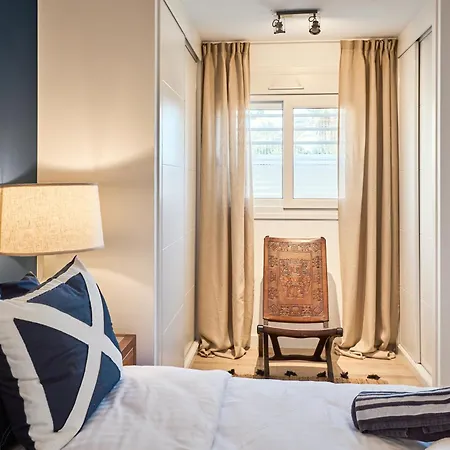 Apartamento Beachfront With Private Taberna - By Welcomely El Campello