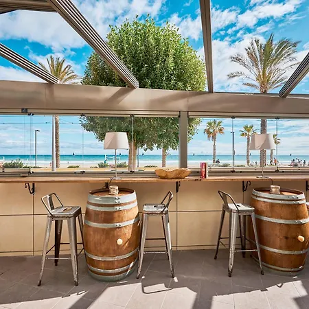 Beachfront With Private Taberna - By Welcomely Lägenhet *
